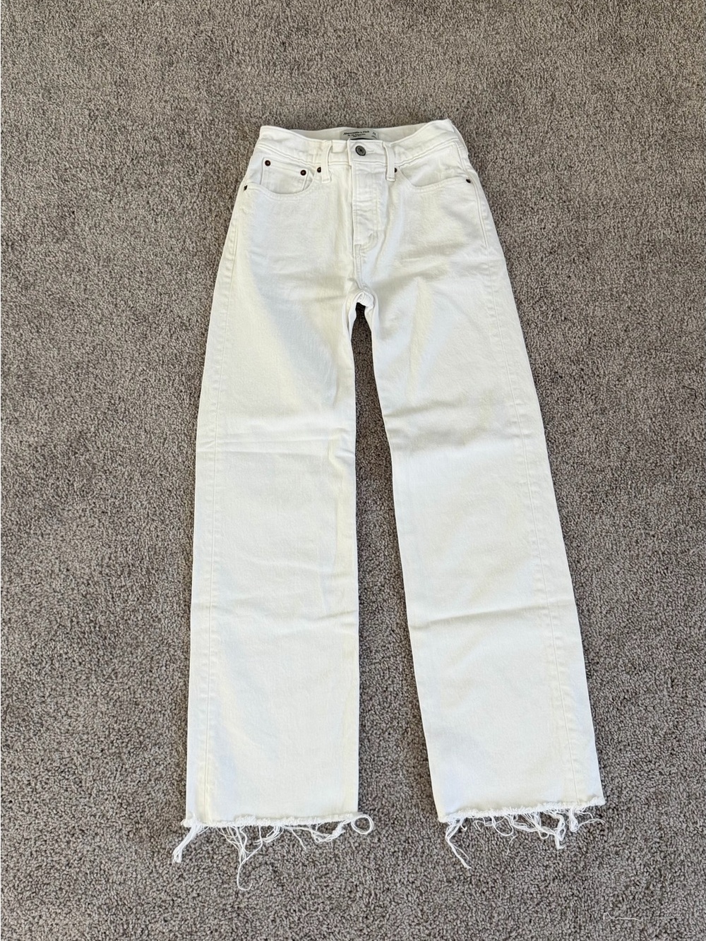 Abercrombie & Fitch White Jeans with Frayed Hem